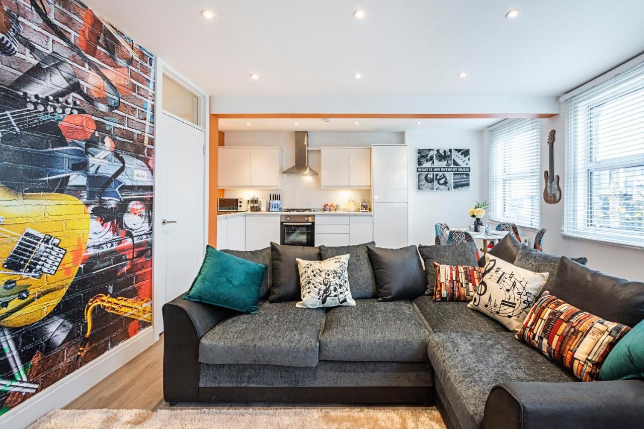 Cozy And Serene Brand-New Flat In Kilburn, London Appartement Buitenkant foto